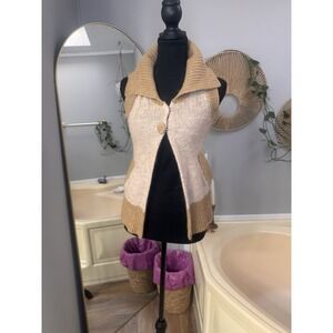 BKE Vest Womens Large Brown Preppy Boho Button Front Sleeveless Sweater Knit